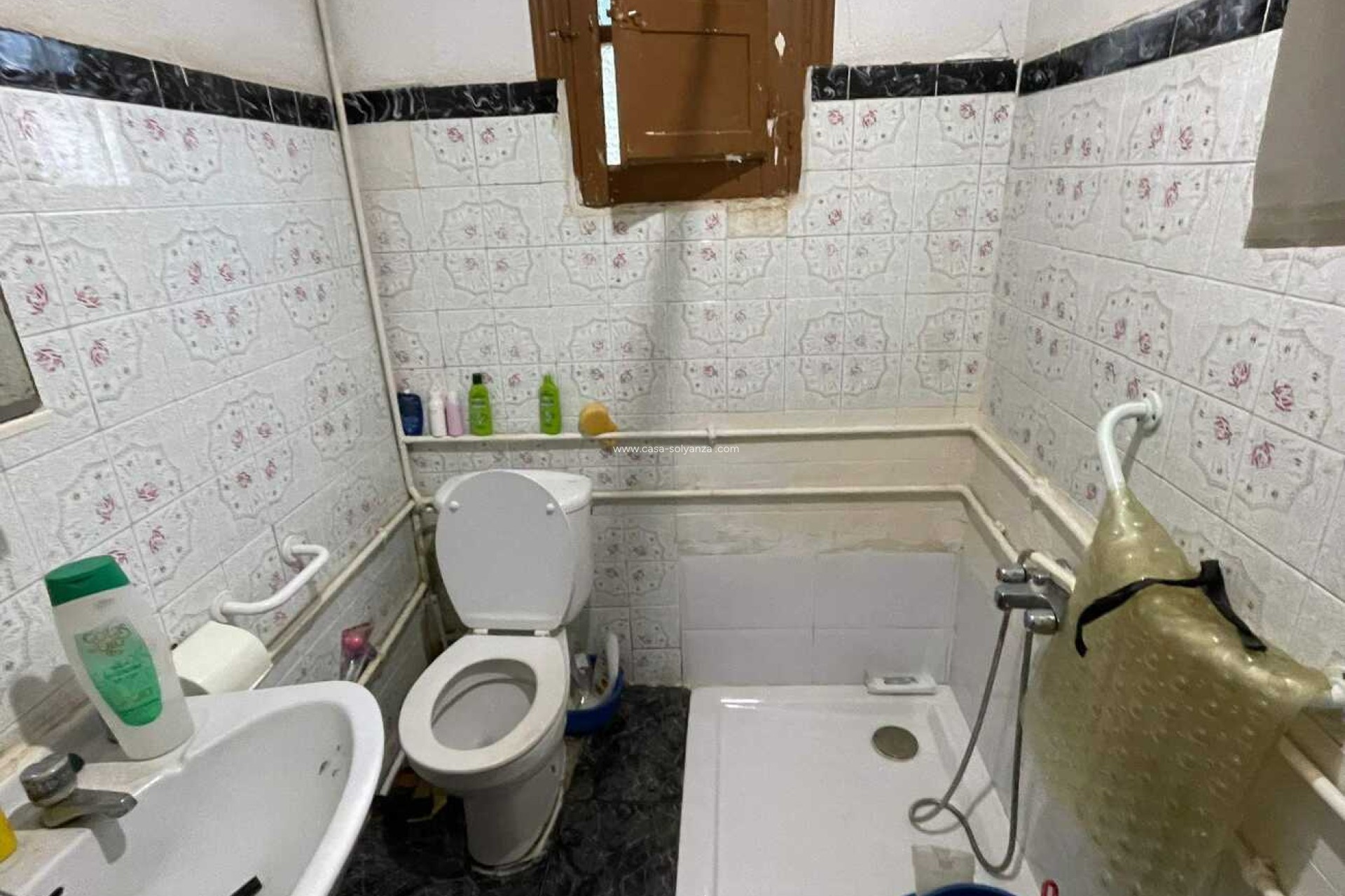 Resale - Country Property/Finca - Arneva - LOS DESAMPARADOS