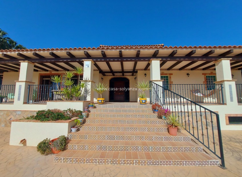 Resale - Country Property/Finca - Bigastro