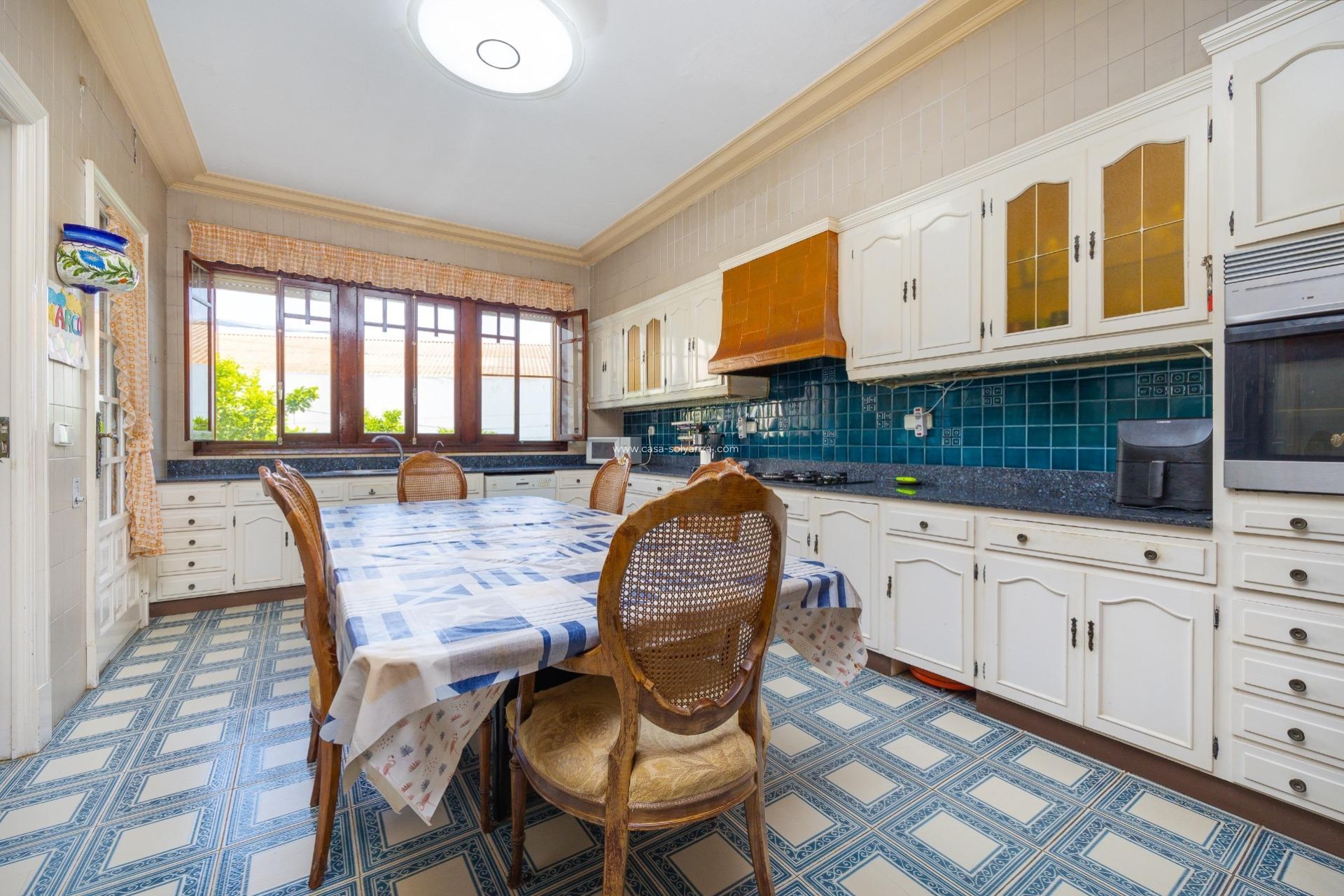 Resale - Country Property/Finca - Callosa de Segura - Comunidad Valenciana