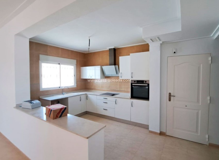 Resale - Country Property/Finca - Catral - Catral - Country