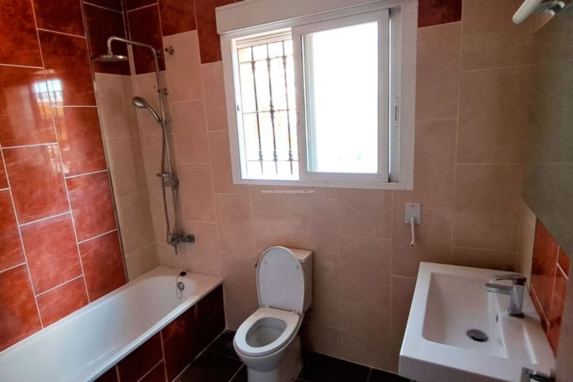 Resale - Country Property/Finca - Catral - Catral - Country