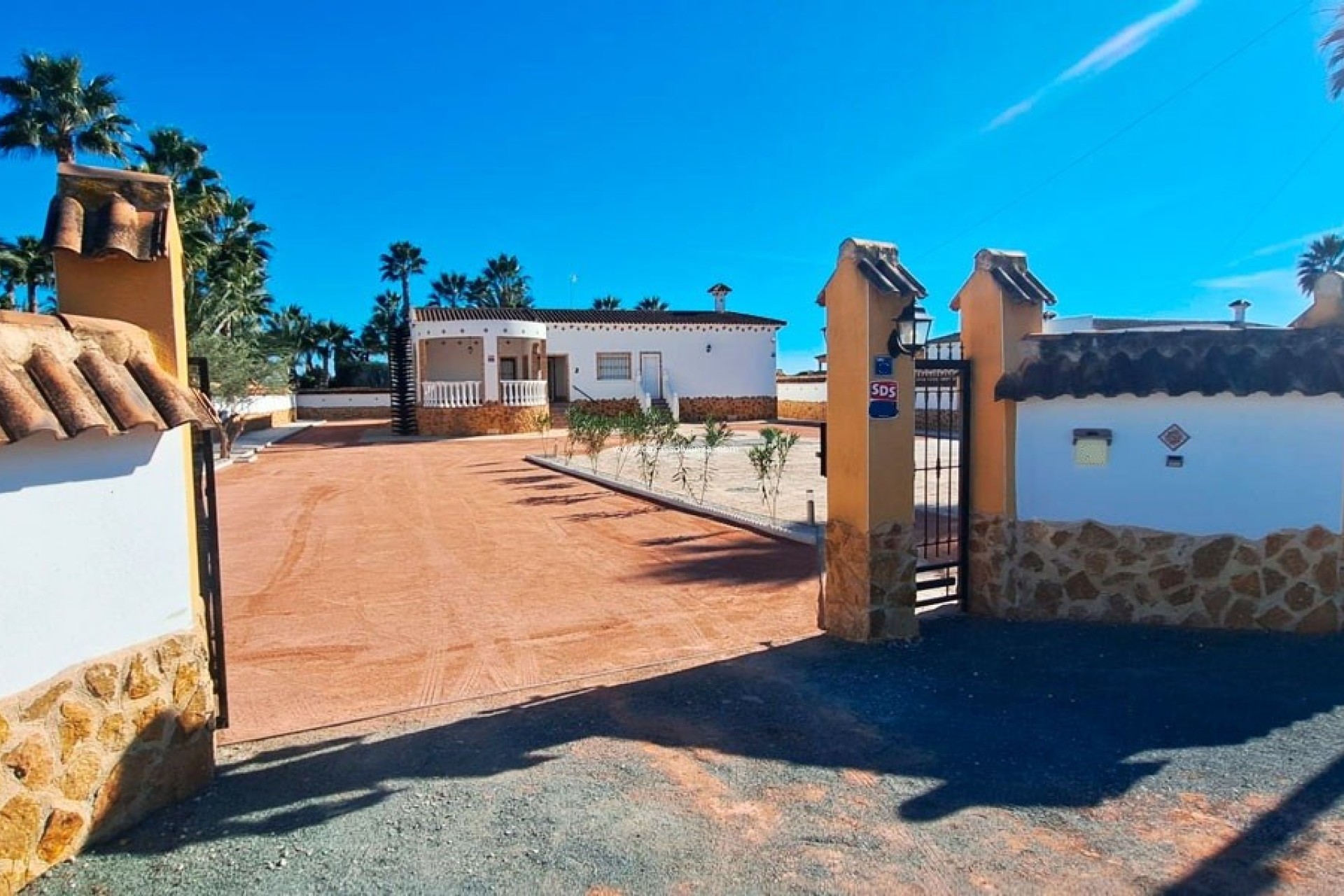 Resale - Country Property/Finca - Catral - Catral - Country