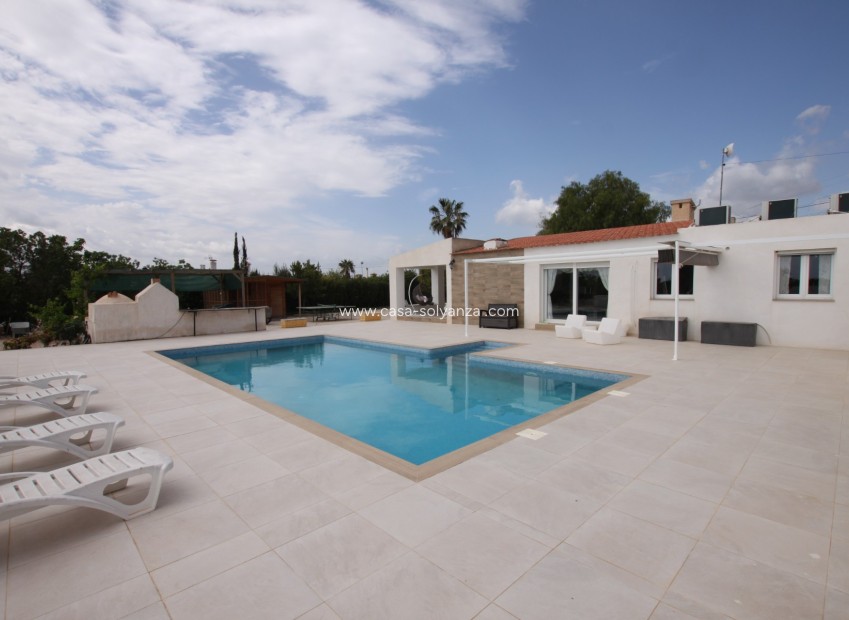 Resale - Country Property/Finca - Crevillente - Inland