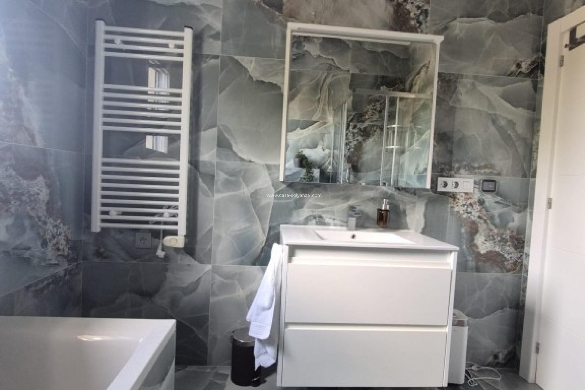 Resale - Country Property/Finca - Daya Vieja - Costa Blanca