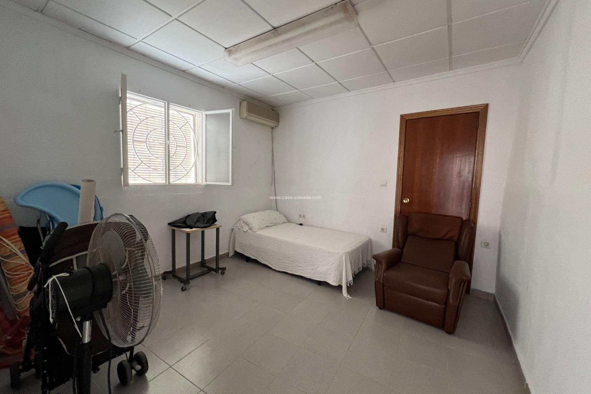 Resale - Country Property/Finca - Dolores - Camino De La Cebada