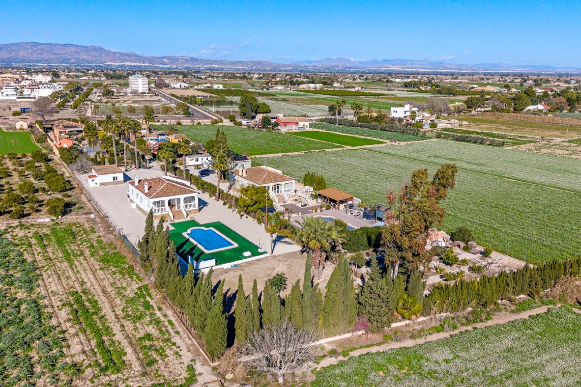 Resale - Country Property/Finca - Dolores