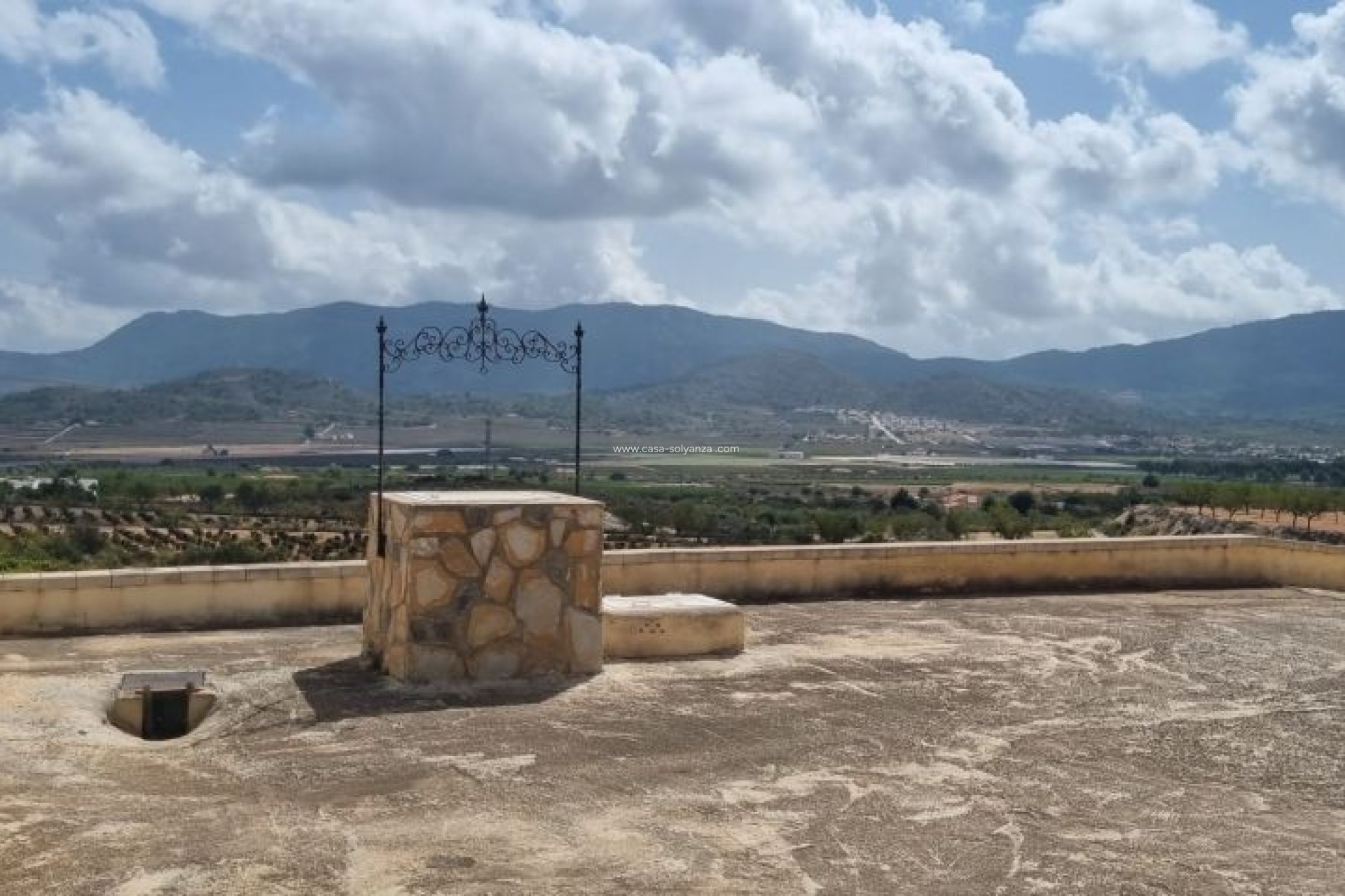 Resale - Country Property/Finca - Hondón de las Nieves - Inland