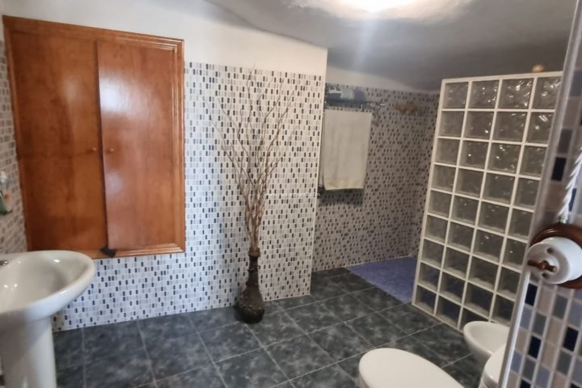 Resale - Country Property/Finca - Hondón de las Nieves - Inland