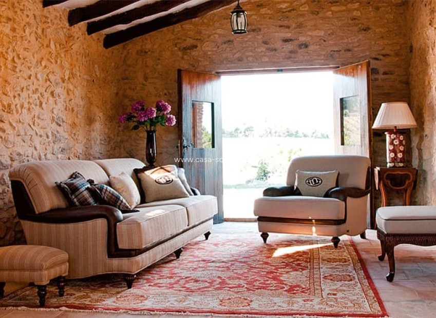 Resale - Country Property/Finca - La Romana - Inland