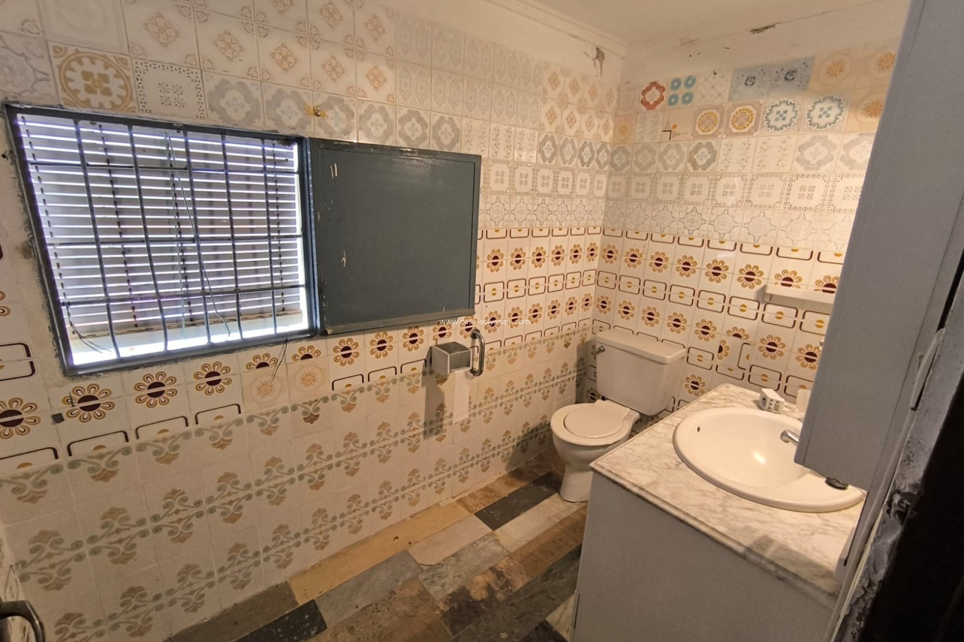 Resale - Country Property/Finca - La Romana - Inland