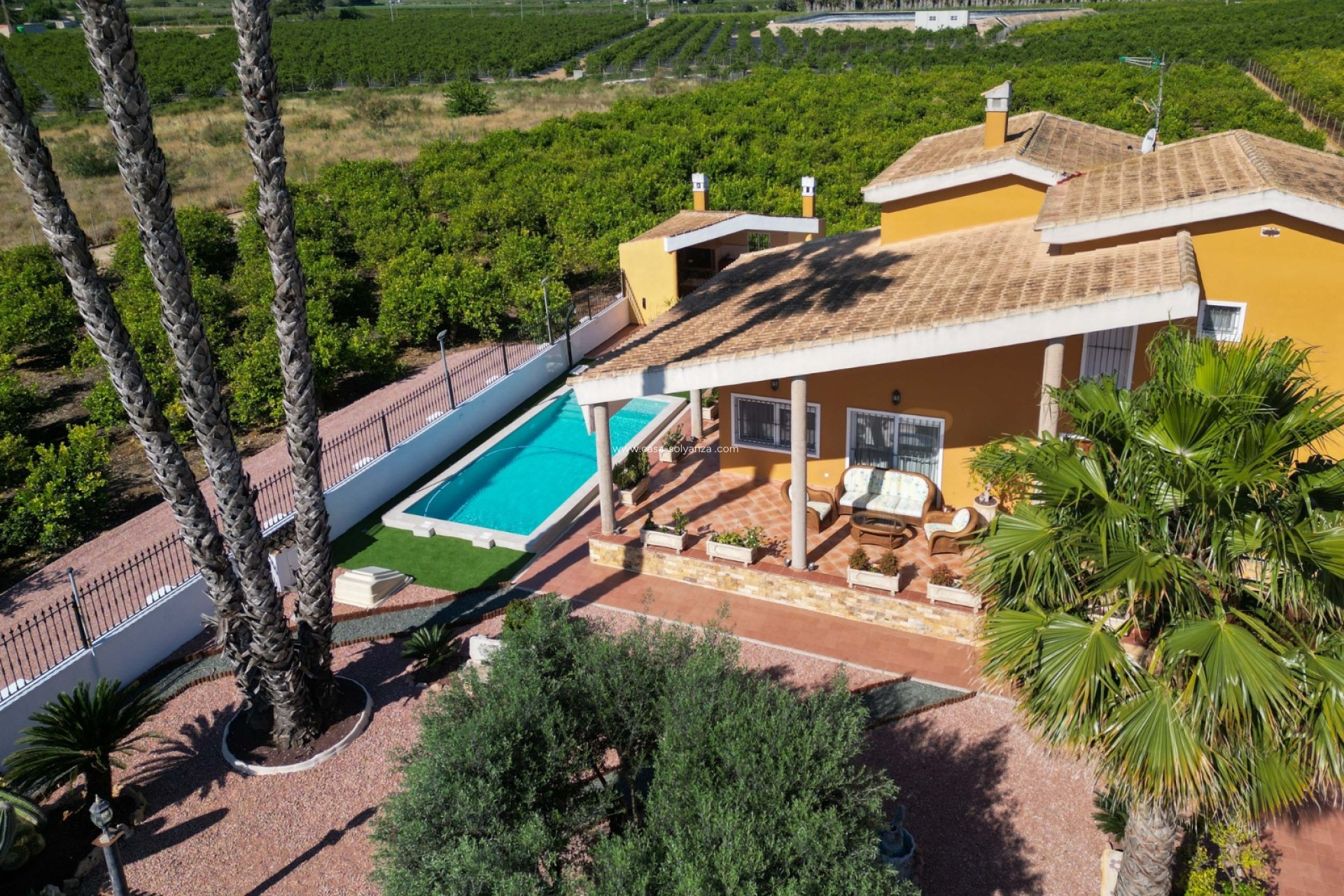Resale - Country Property/Finca - Orihuela - Inland
