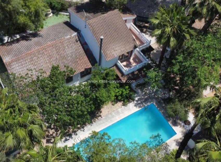 Resale - Country Property/Finca - Orihuela