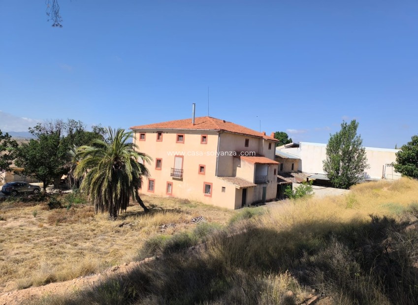 Resale - Country Property/Finca - Pinoso - Inland