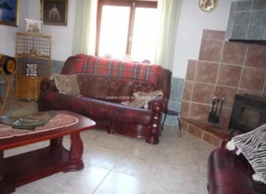 Resale - Country Property/Finca - Pinoso - Inland