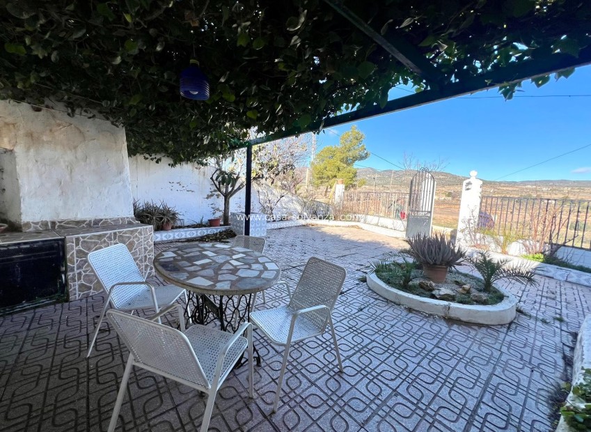 Resale - Country Property/Finca - Pinoso - Inland