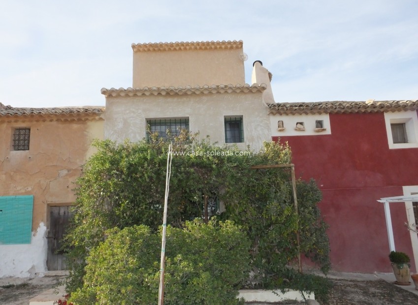 Resale - Country Property/Finca - Pinoso - Inland