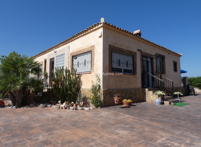 Resale - Country Property/Finca - Rafal