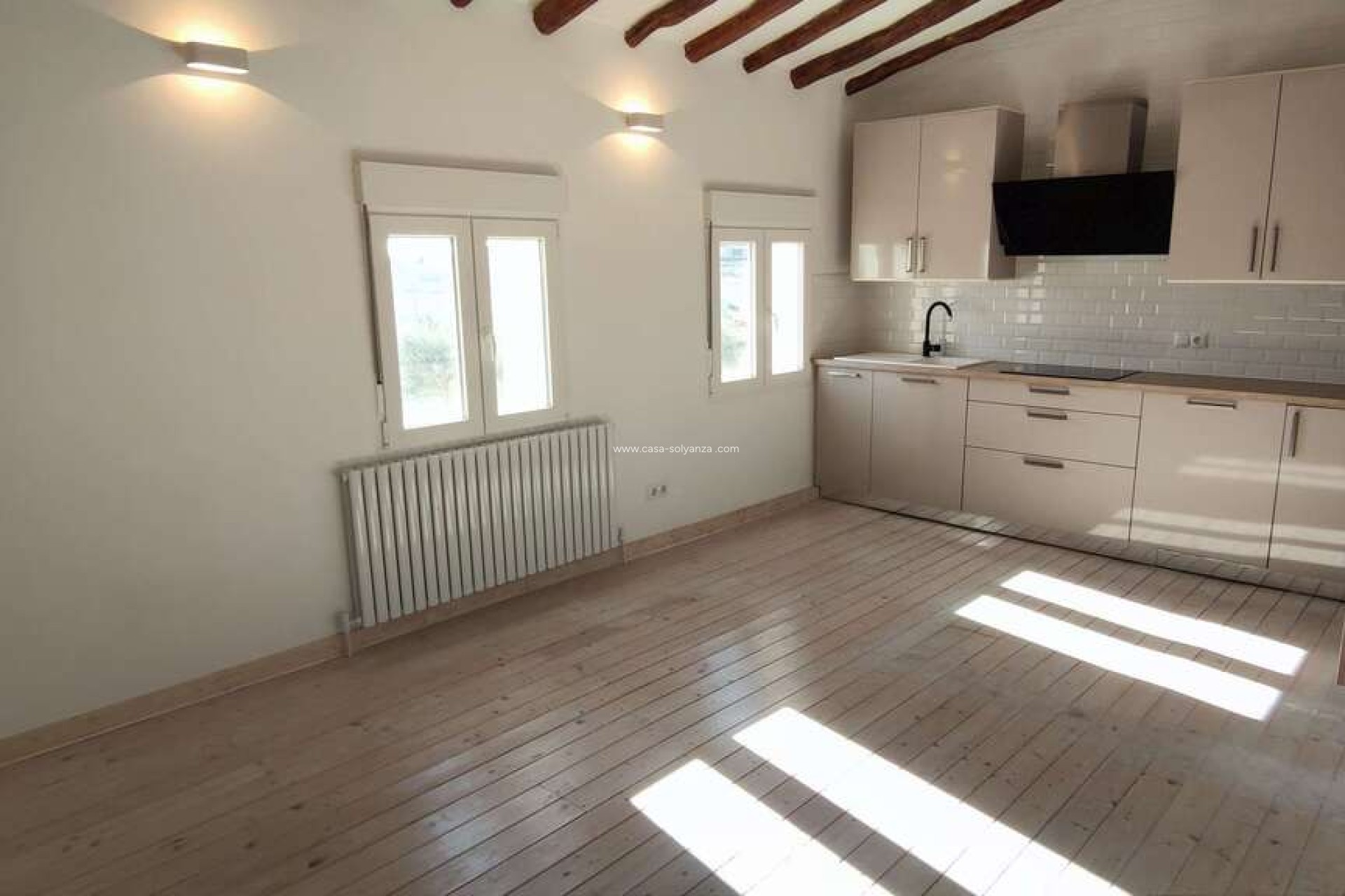 Resale - Country Property/Finca - Raspay