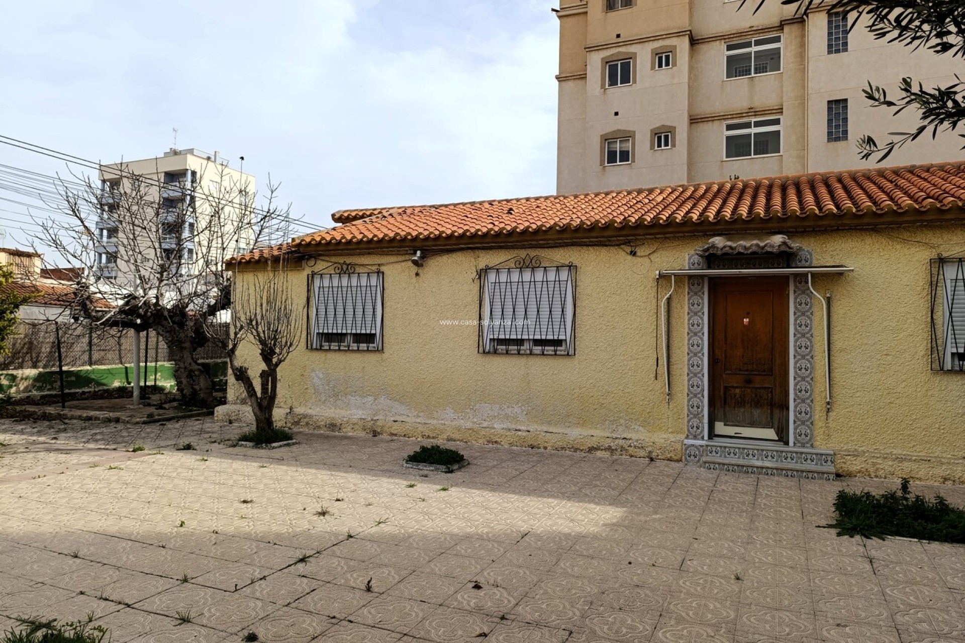 Resale - Country Property/Finca - Torrevieja - Nueva Torrevieja