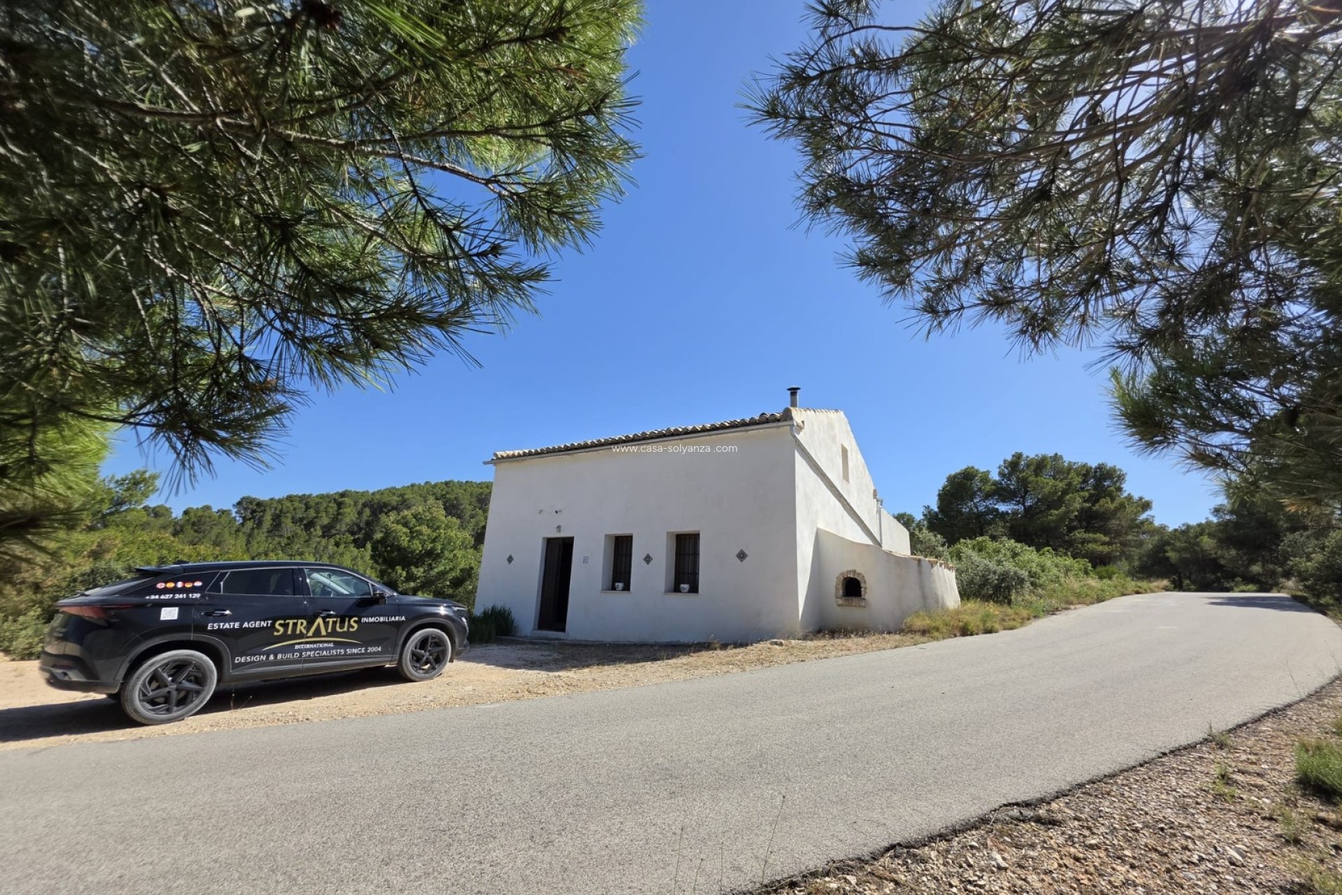 Resale - Country Property/Finca - Villena - Inland