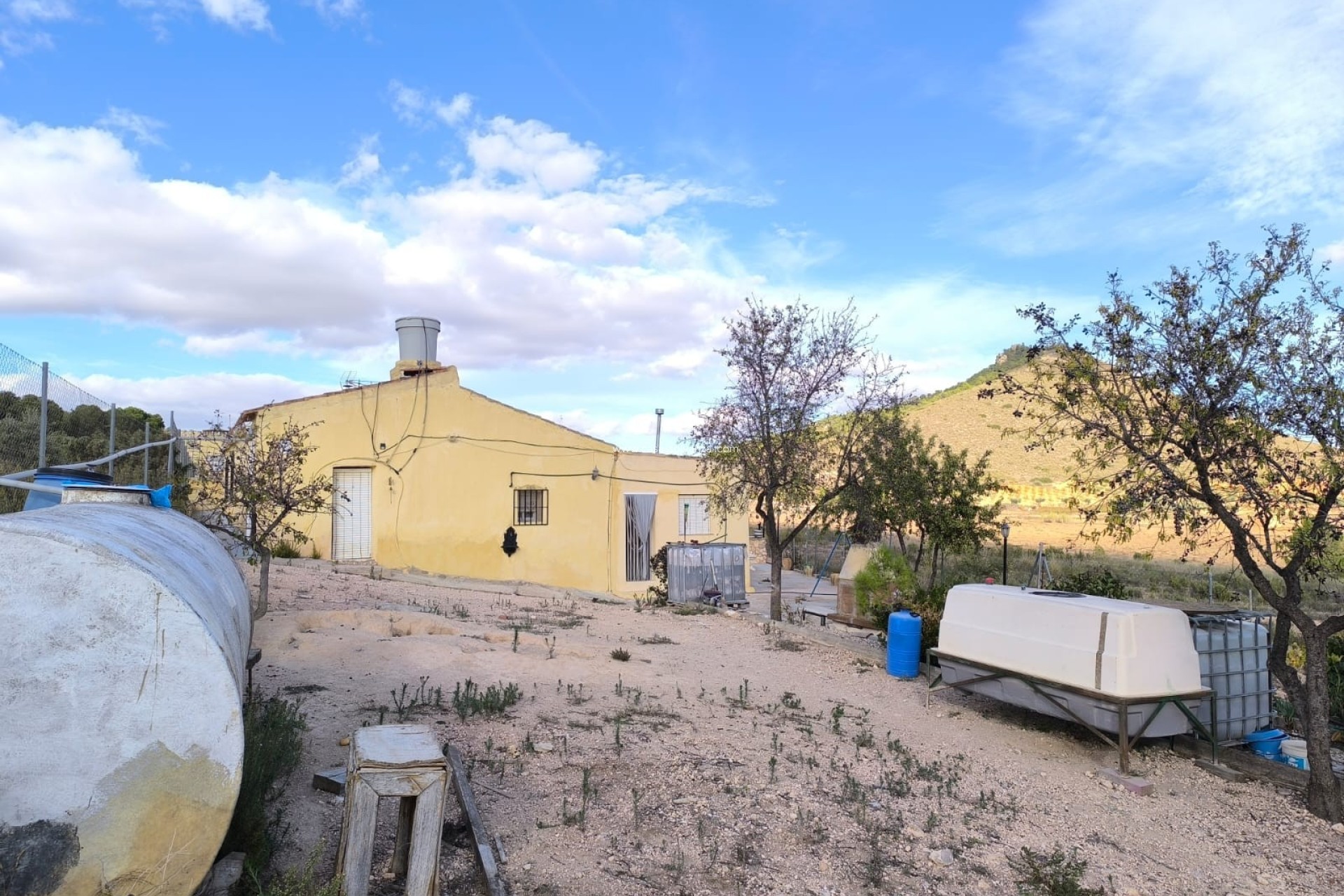 Resale - Country Property/Finca - Yecla - Inland