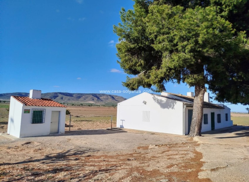 Resale - Country Property/Finca - Yecla - Inland