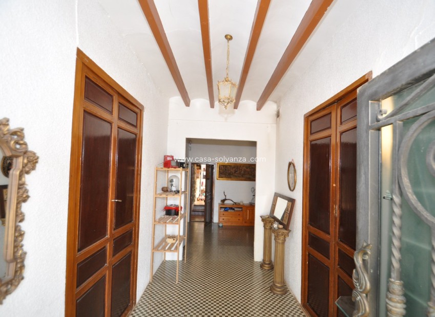 Resale - Country Property/Finca - Yecla - Yecla Centro