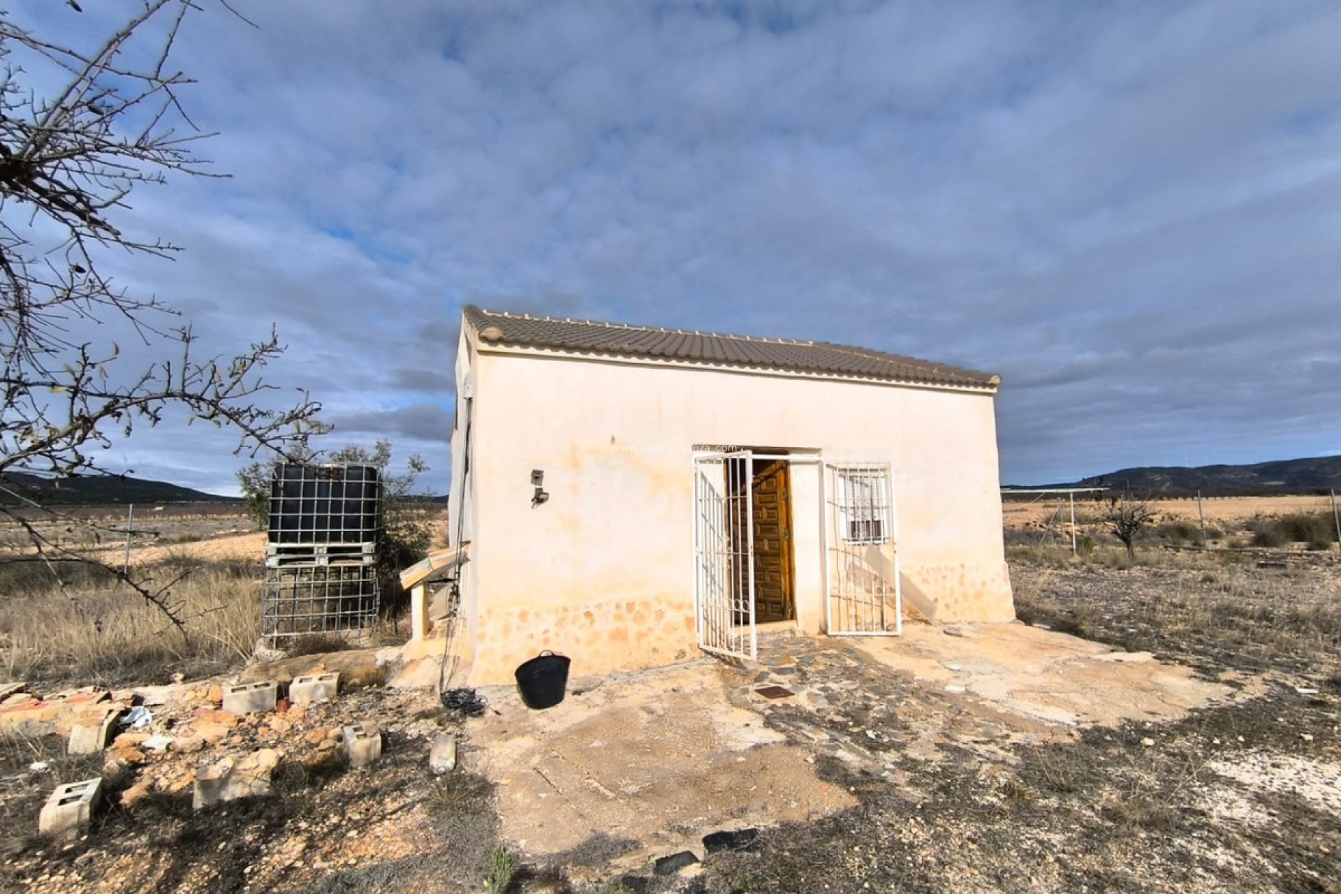 Resale - Country Property/Finca - Yecla - Yecla Centro