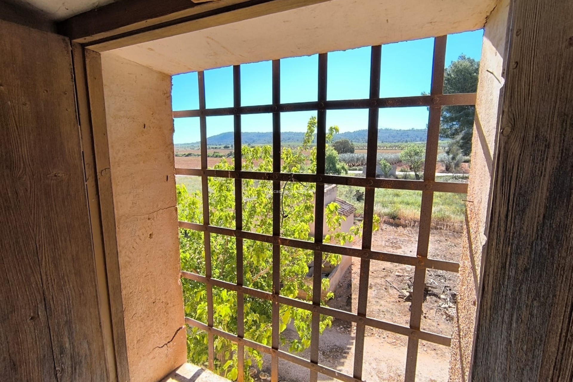 Resale - Country Property/Finca - Yecla - Yecla Centro