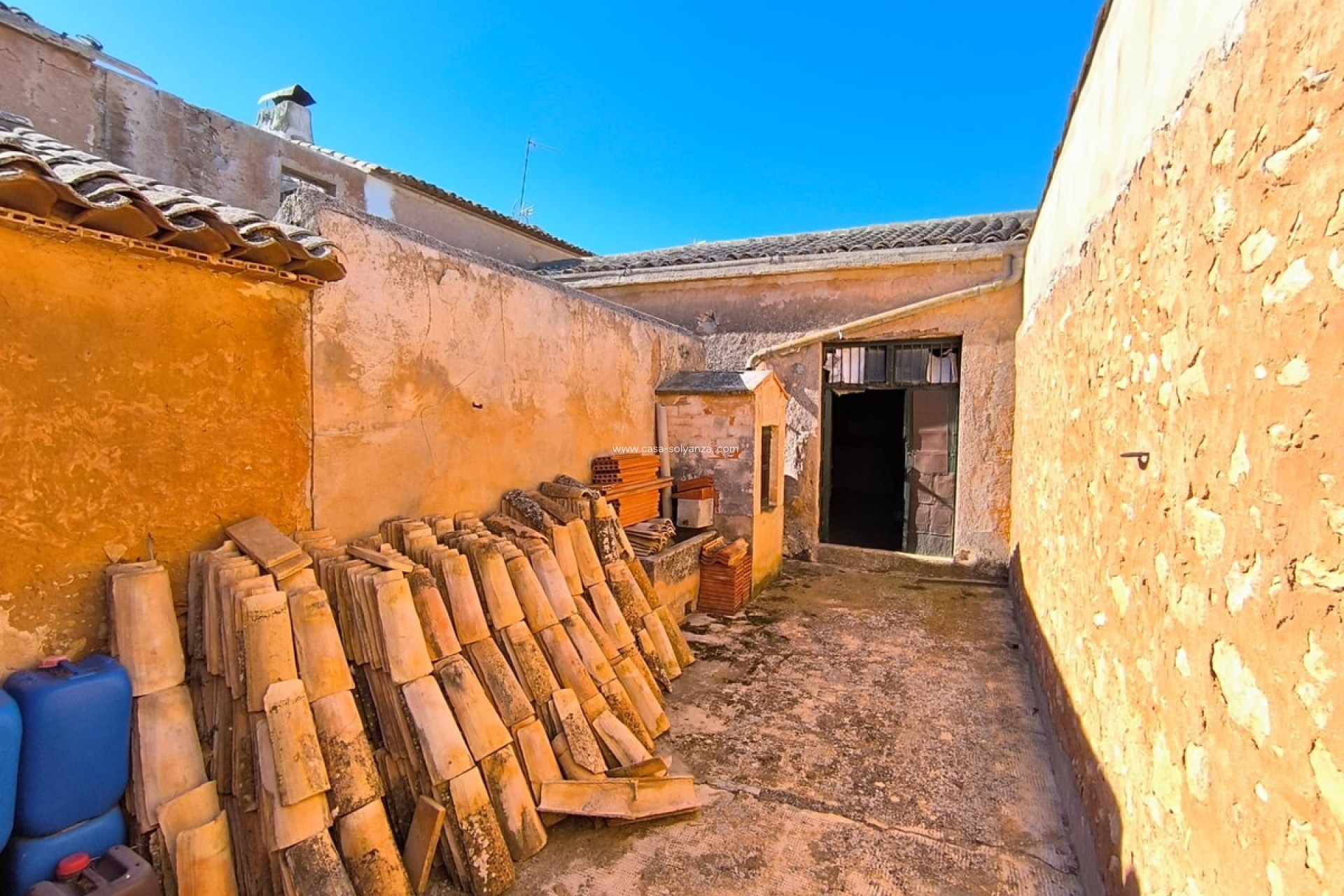 Resale - Country Property/Finca - Yecla - Yecla Centro