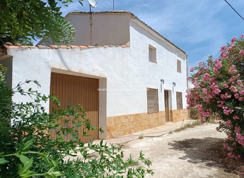 Resale - Country Property/Finca - Yecla - Yecla Centro