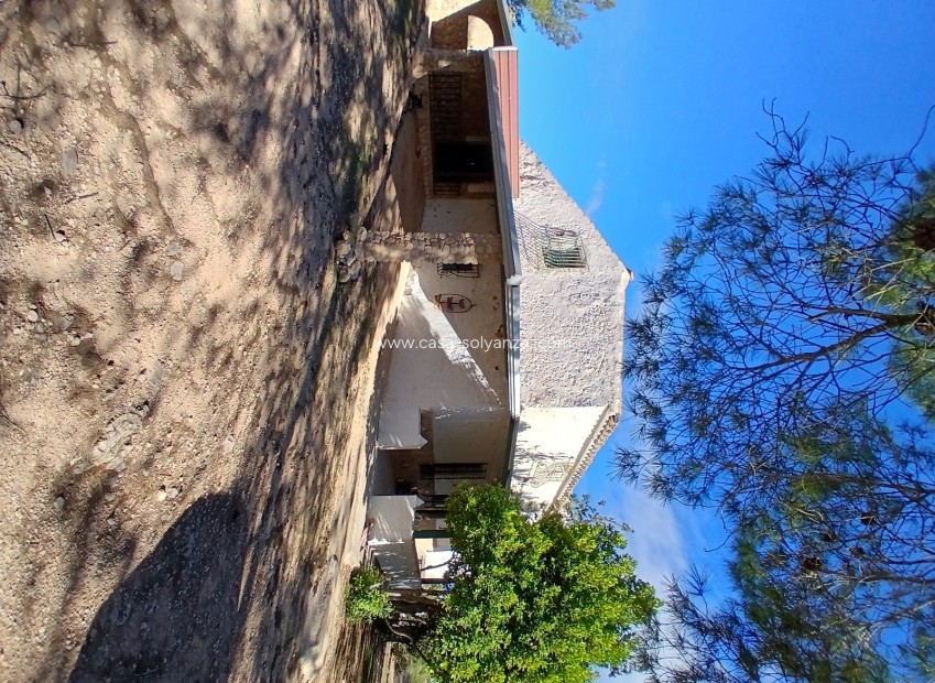 Resale - Finca - Country Property - Caudete