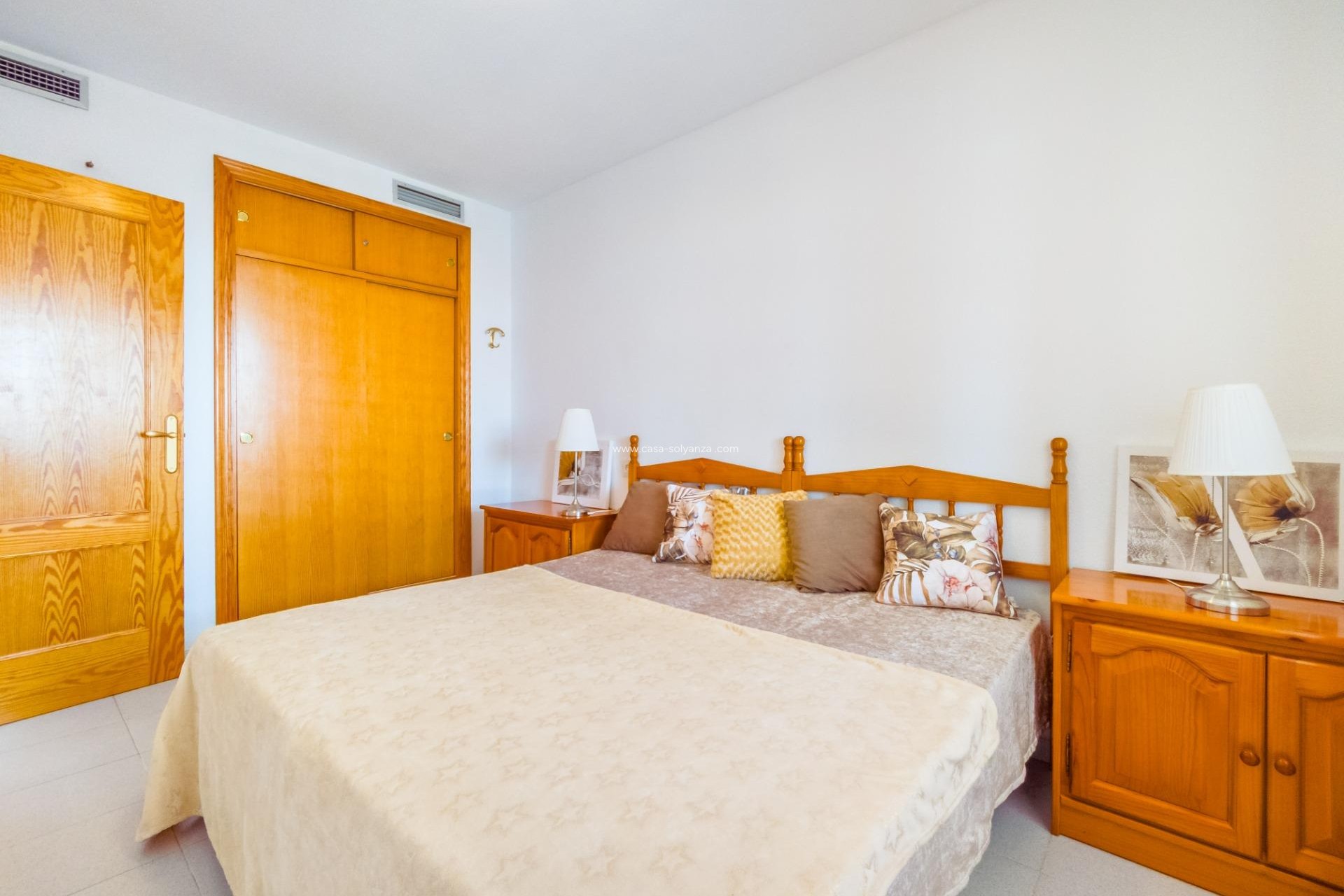 Resale - Flat - Torrevieja - Centro