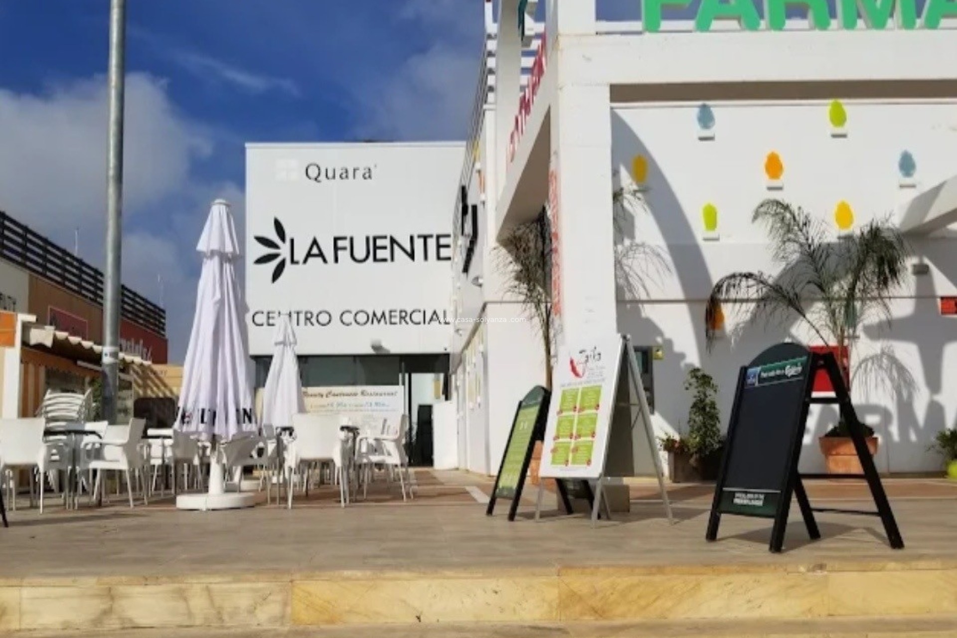 Resale - Garage - La Fuente