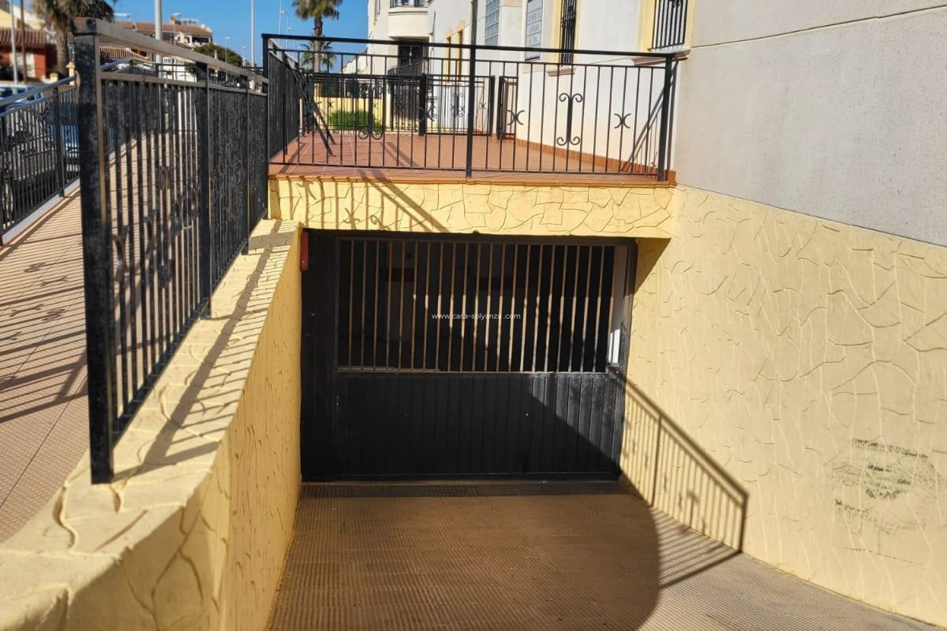 Resale - Garage - Orihuela Costa - Costa Blanca