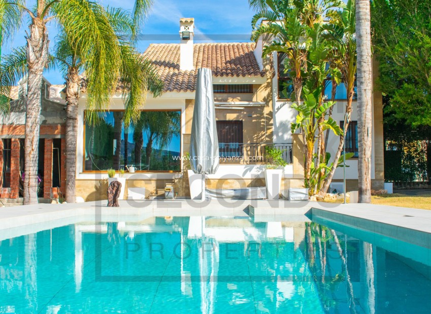 Resale - Independent villa - Algorfa - La Finca Golf Resort