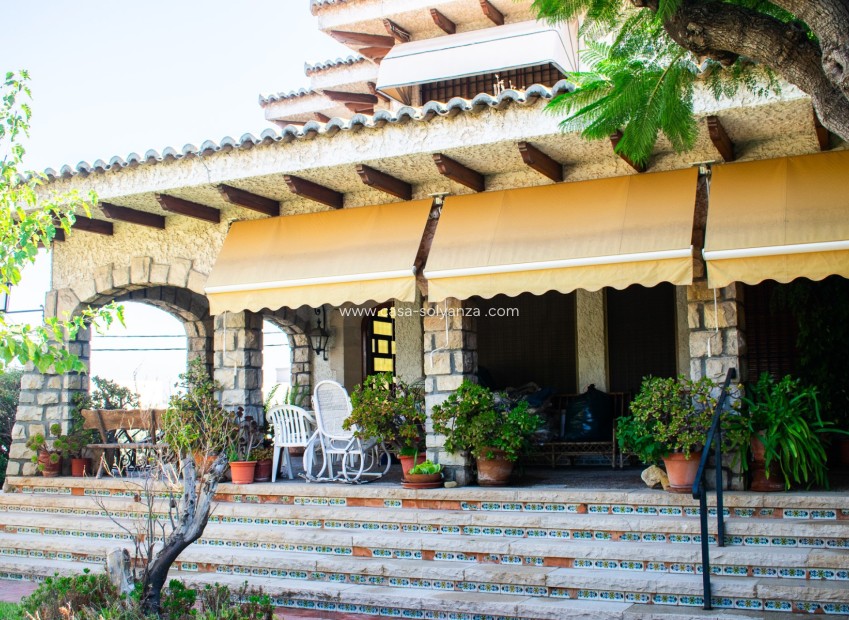 Resale - Independent villa - Alicante - Albufereta