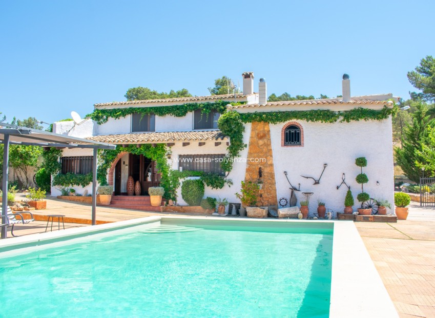 Resale - Independent villa - Onil