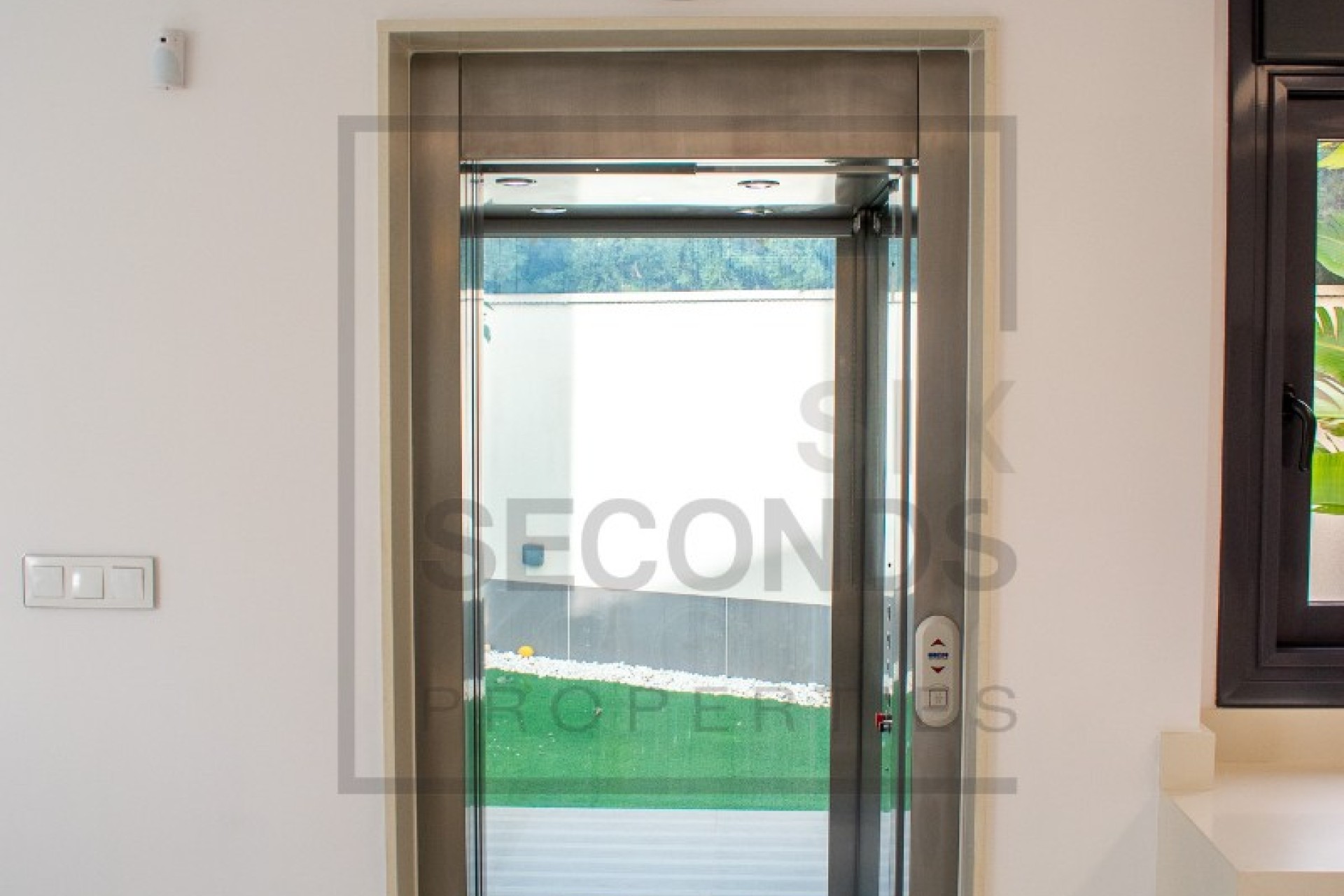 Resale - Independent villa - San Miguel de Salinas - Urbanizaciones