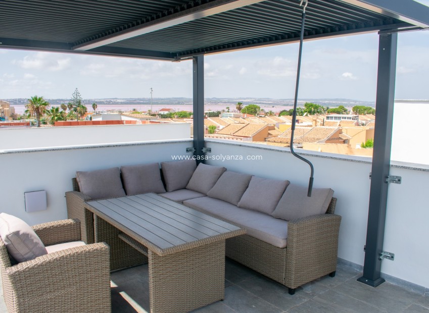 Resale - Independent villa - Torrevieja - La Siesta