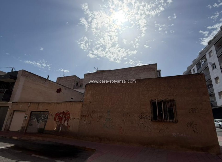 Resale - Land - Torrevieja - Center
