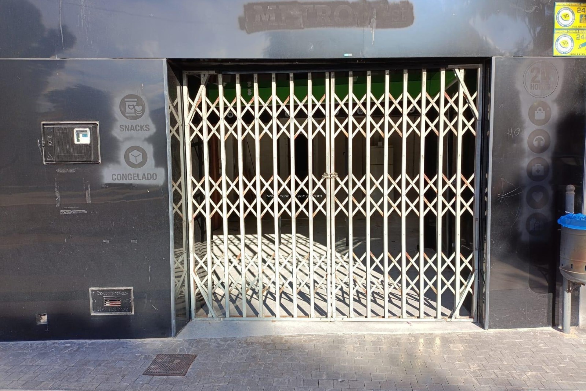 Resale - Local - Benferri - PLAZA DE LA CONSTITUCION