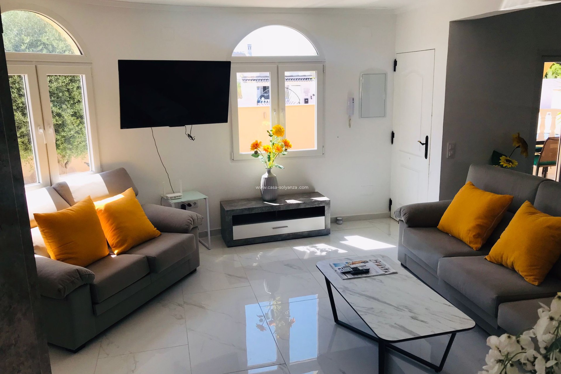 Resale - Luxury Villa - Torrevieja - 0