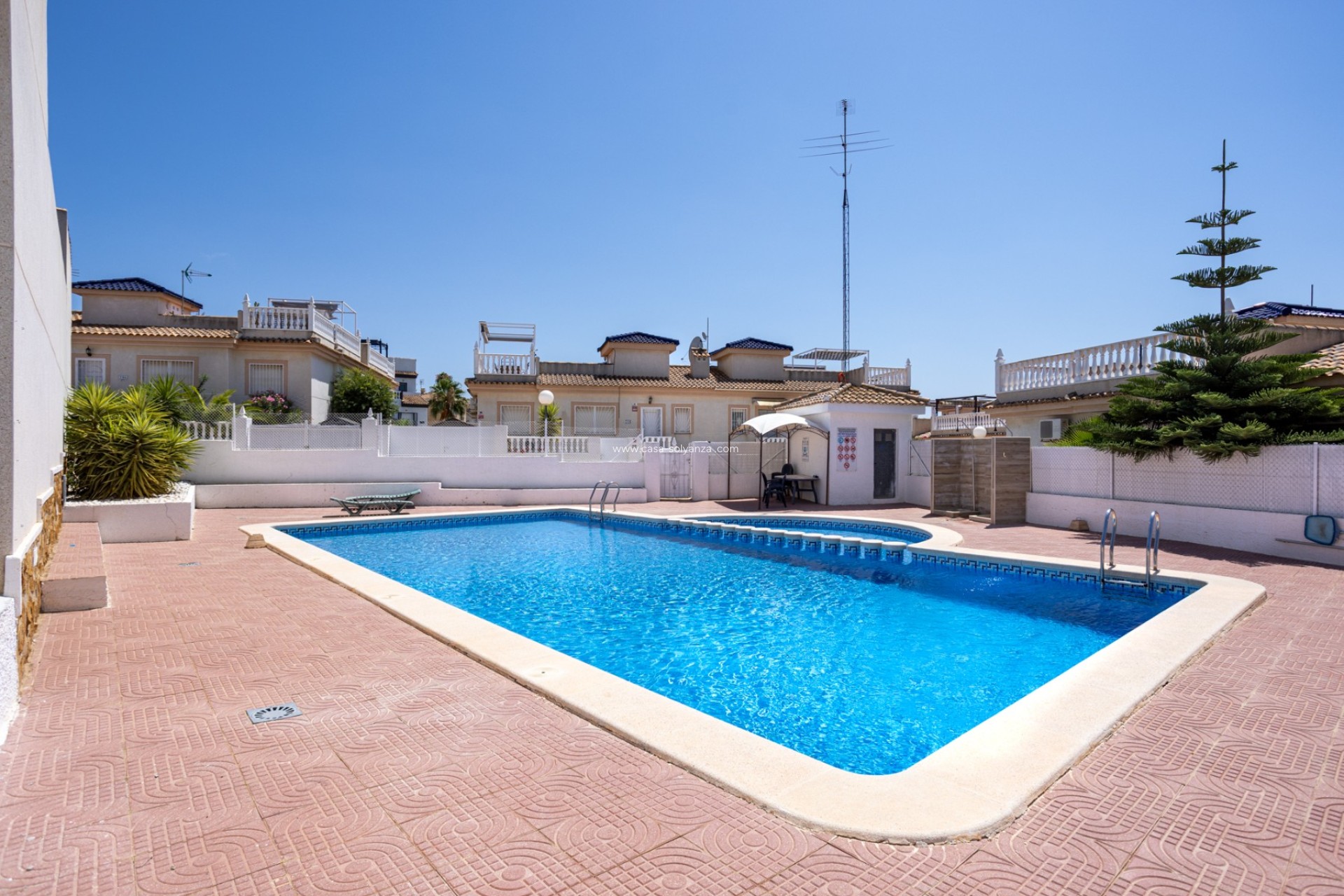 Resale - Quad - Benijofar