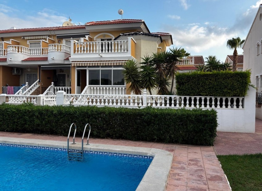 Resale - Semi Detached House - Ciudad Quesada - Doña Pepa