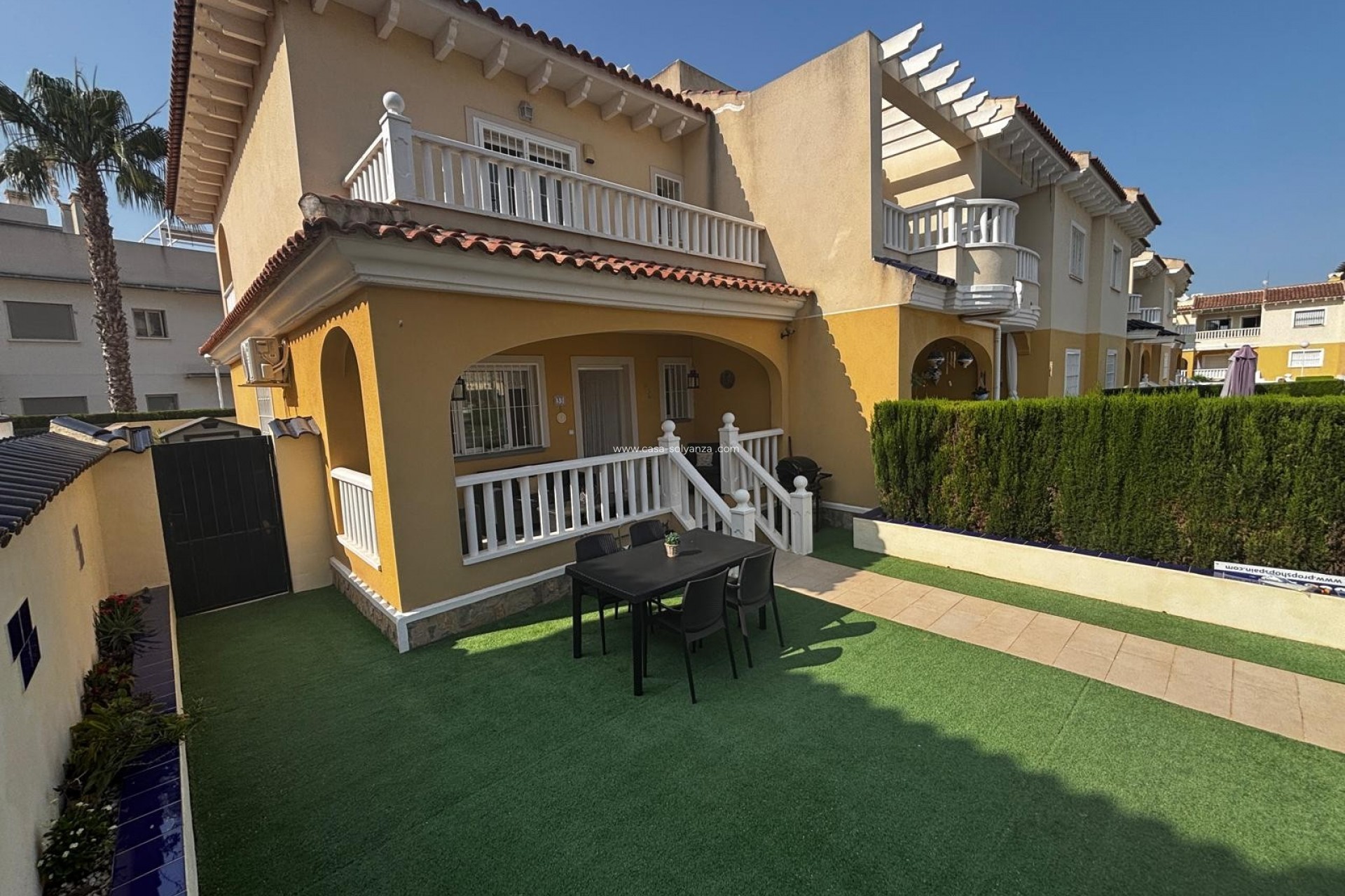 Resale - Semi Detached House - Ciudad Quesada