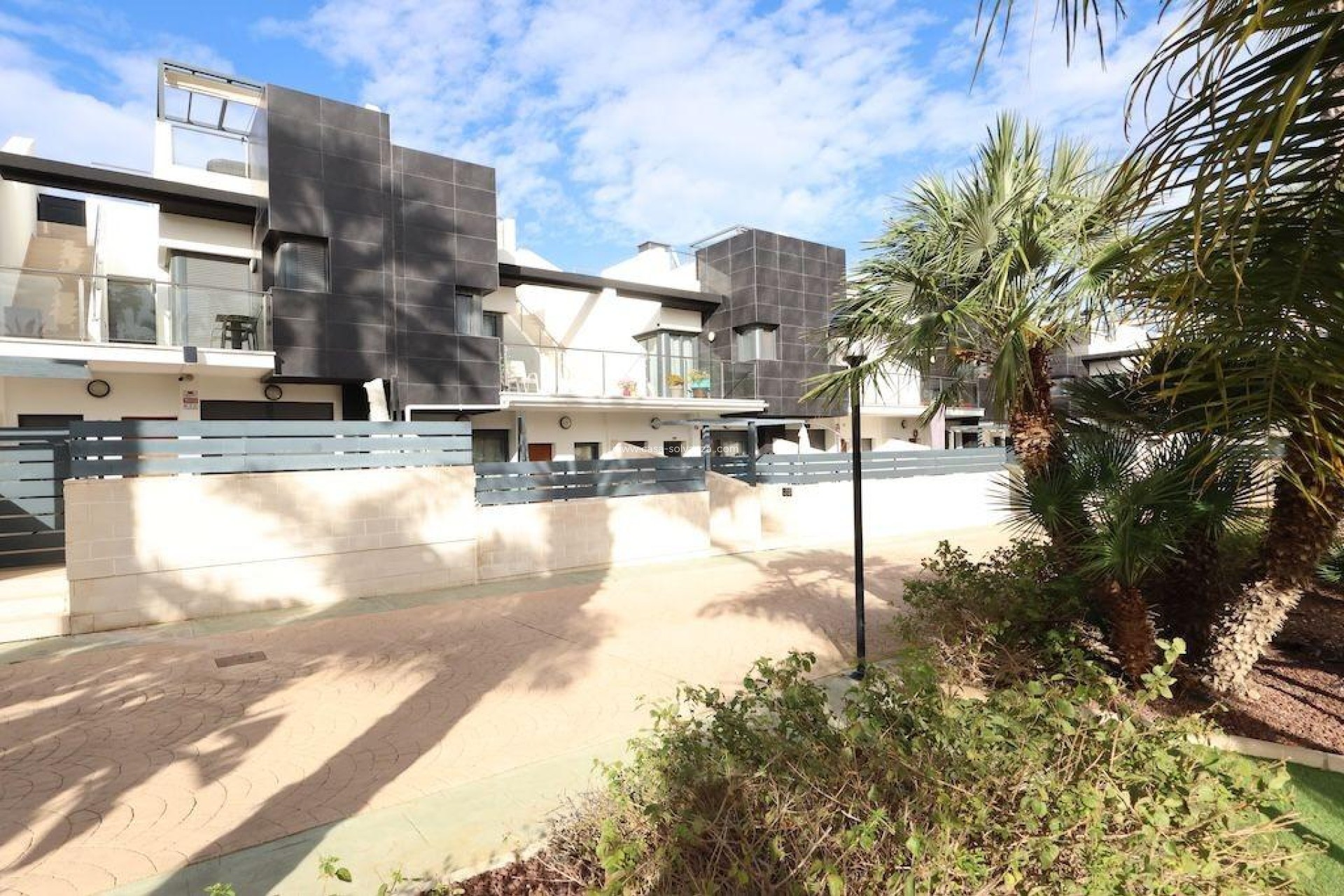 Resale - Semi-detached house - Orihuela Costa - Los Dolses