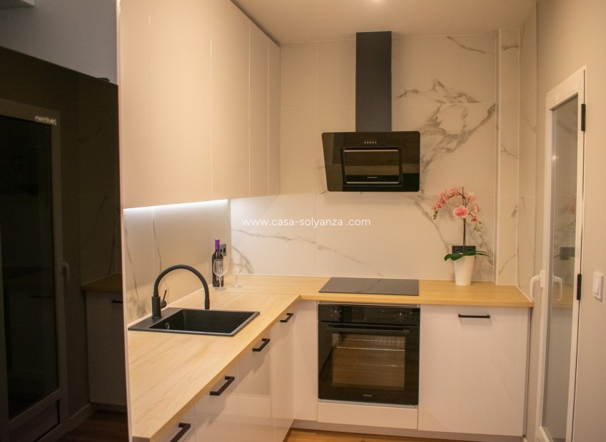 Resale - Semi Detached House - Orihuela Costa - Punta Prima