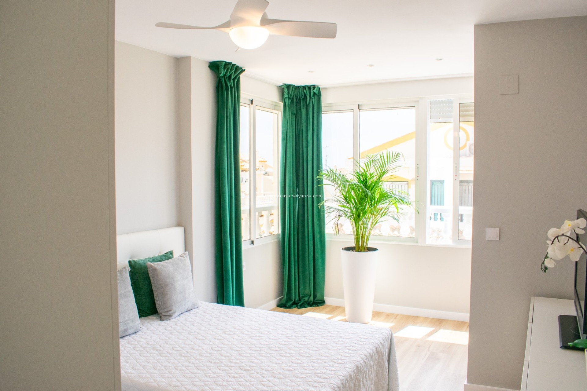 Resale - Semi Detached House - Orihuela Costa - Punta Prima