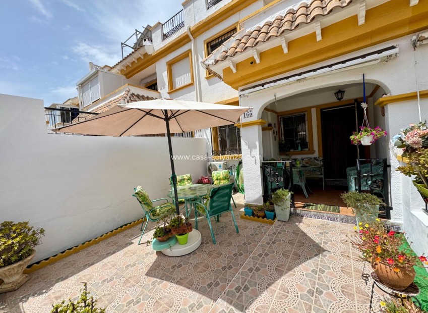 Resale - Semi-detached house - Torrevieja - La Siesta
